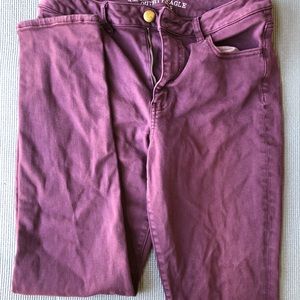 Plum color AE hi-rise jeggings